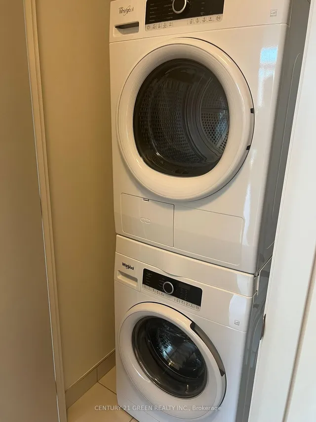 Additional image 12 of 212 King WIlliam St Unit 1015