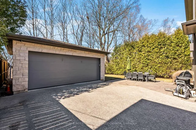 Additional image 30 of 12 Highland Cres