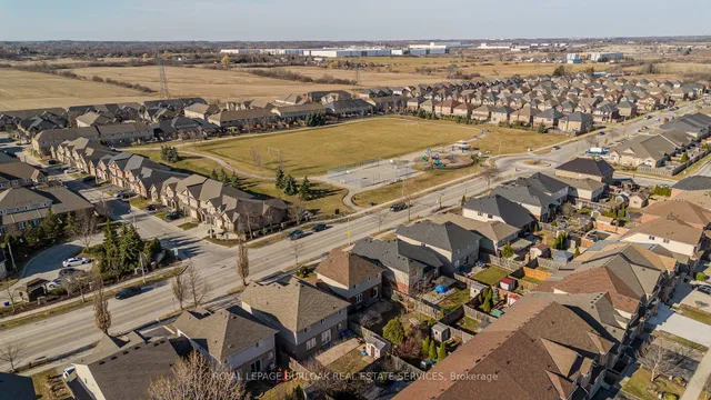 Additional image 5 of 192 Pinehill Dr