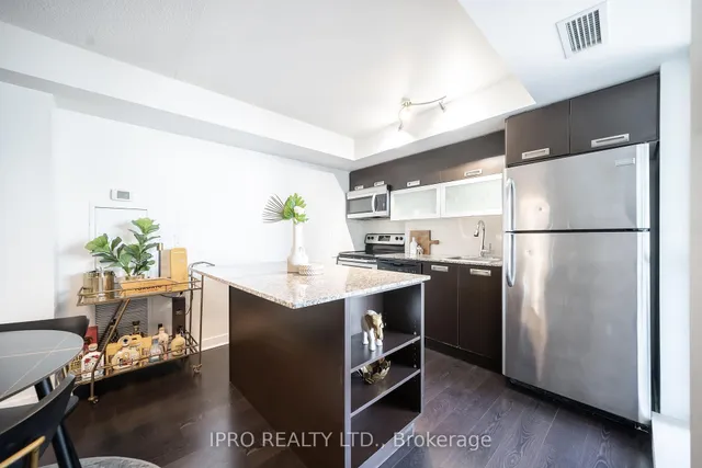 Additional image 15 of 100 Western Battery Rd Unit 1511