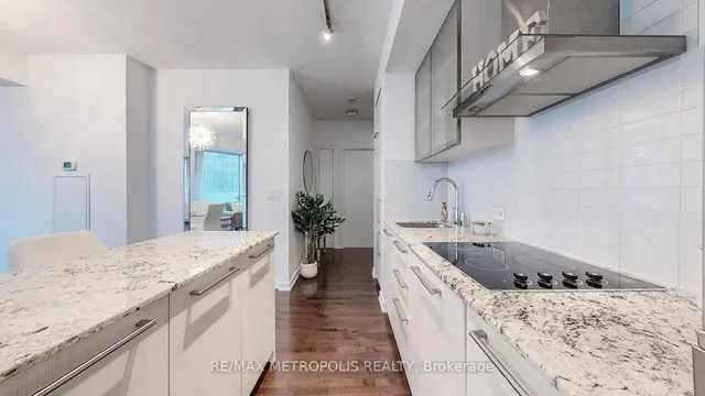 Additional image 16 of 12 York St Unit 1202