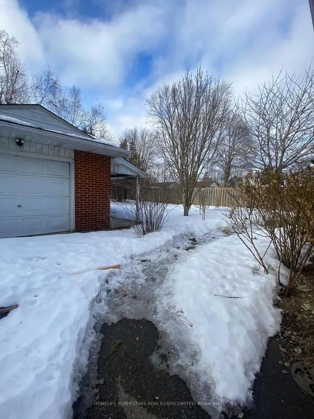 Additional image 17 of 324 Stirling Ave