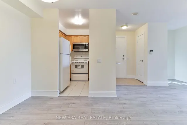 Additional image 12 of 21 Hillcrest Ave Unit 313