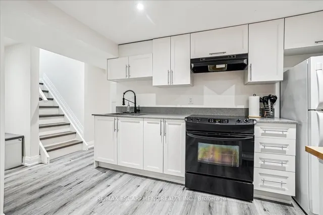 Additional image 30 of 2285 Sunnydale Dr