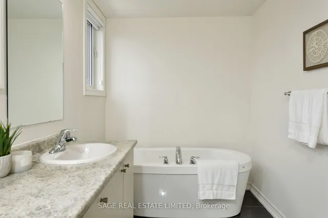 Additional image 32 of 80 Eastwood Park Gdns Unit 10