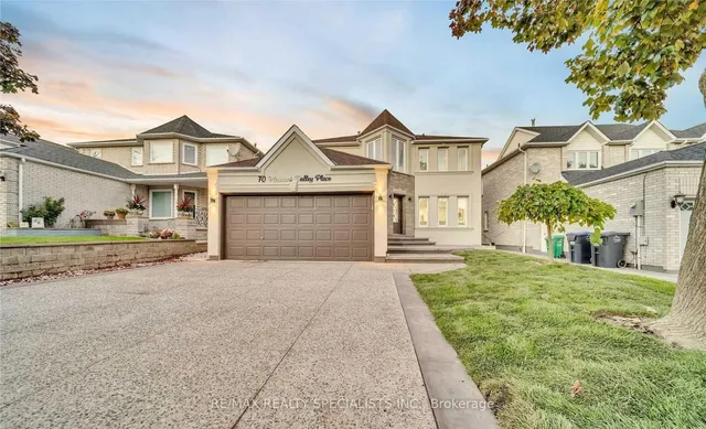 70 Pleasant Valley Pl