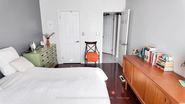 Additional image 21 of 80 King William St Unit 104