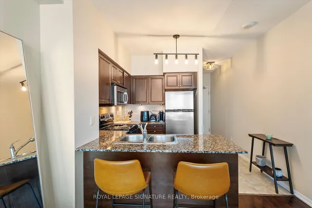 Additional image 10 of 215 Fort York Blvd Unit 3407