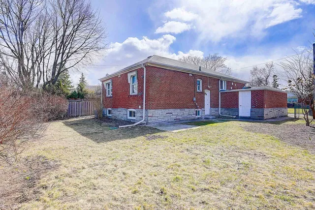 Additional image 37 of 8 Bellvare Cres