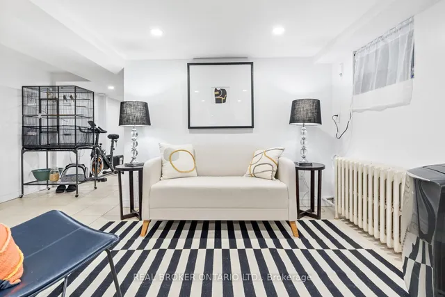 Additional image 31 of 130 Harvie Ave