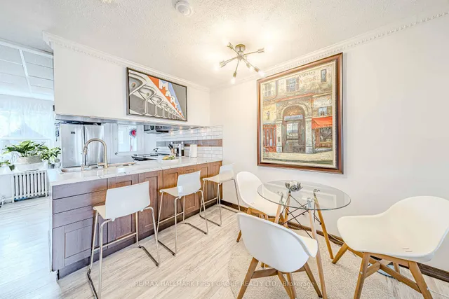 Additional image 15 of 882 Weston Rd