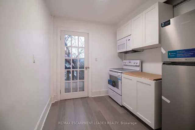 Additional image 4 of 417 King St