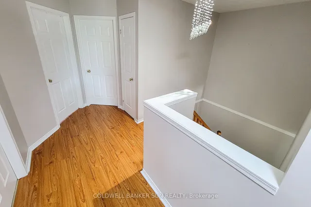 Additional image 33 of 112 Meadow Wood Cres