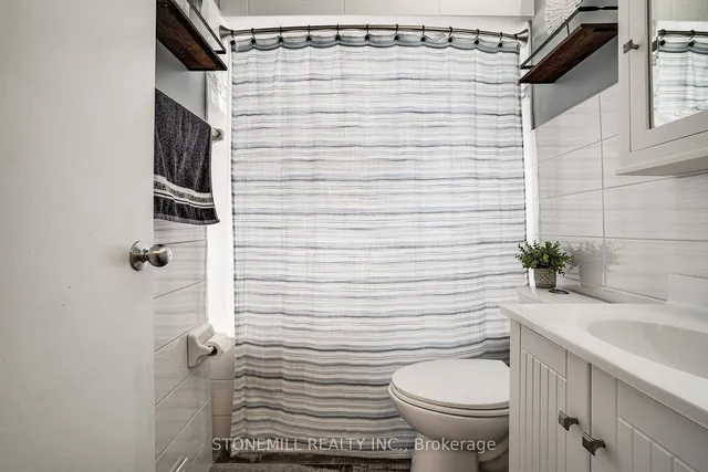 Additional image 29 of 103 Adair Ave