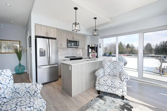 Additional image 13 of 16 Markle Cres Unit 409