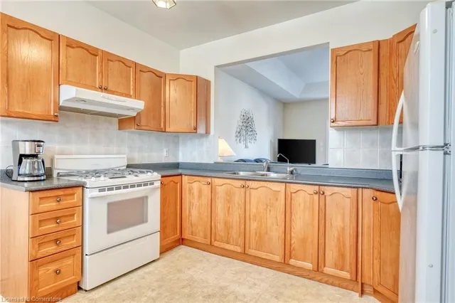 Additional image 8 of 15 Cathy Dr