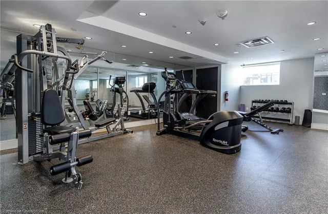 Additional image 19 of 16 Markle Cres Unit 211