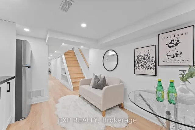 Additional image 21 of 2555 Dundas St