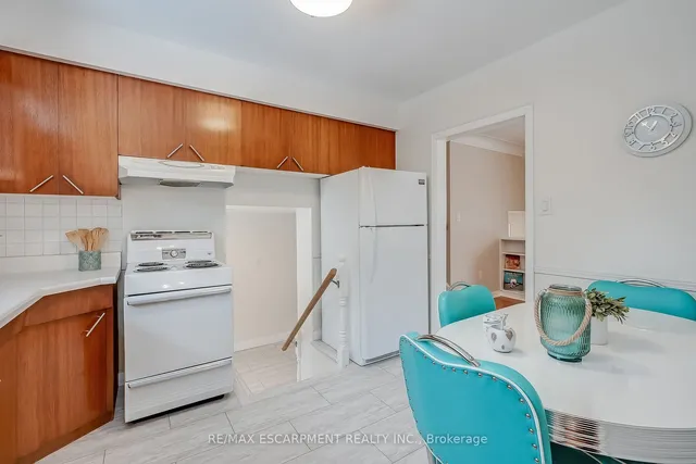 Additional image 15 of 368 East Side Cres