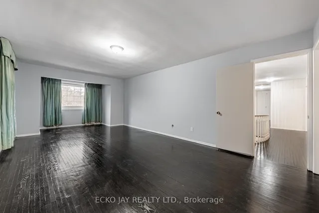 Additional image 19 of 11 Tofino Cres