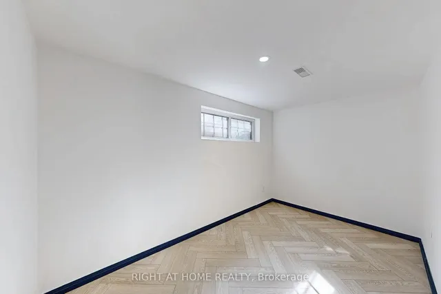 Additional image 20 of 1326 Victoria Park Ave