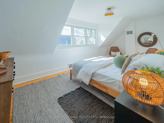 Additional image 30 of 55 Browning Ave