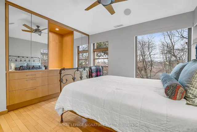 Additional image 26 of 39 Farmcote Rd