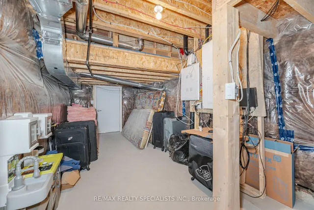 Additional image 45 of 4 Rainbrook Clse