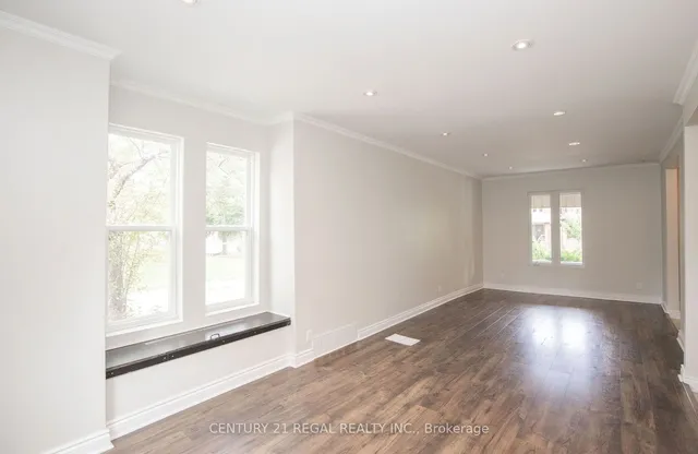 Additional image 11 of 112 Maplewood Ave