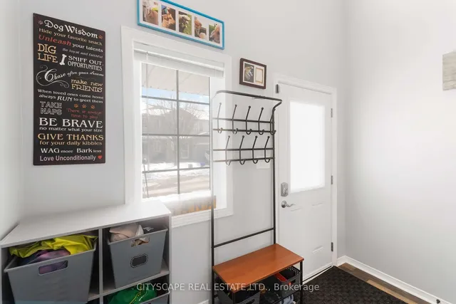 Additional image 7 of 76 Frances Ave Unit 14