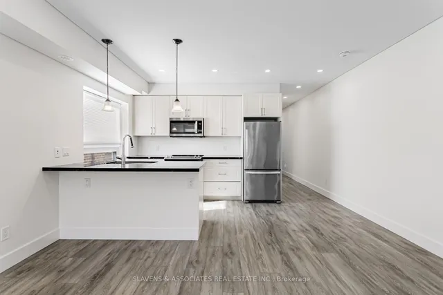 Additional image 24 of 1088 Avenue Rd