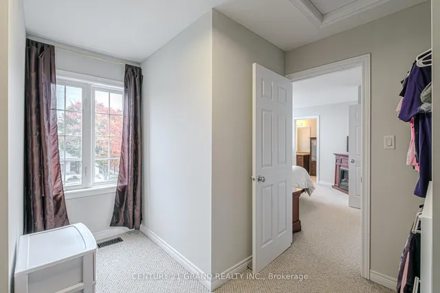 Additional image 38 of 229 Springvalley Cres