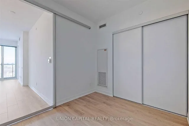 Additional image 11 of 3 Gloucester St Unit 2013