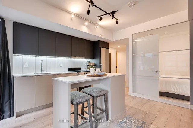 Additional image 12 of 8 Tippett Rd Unit 411