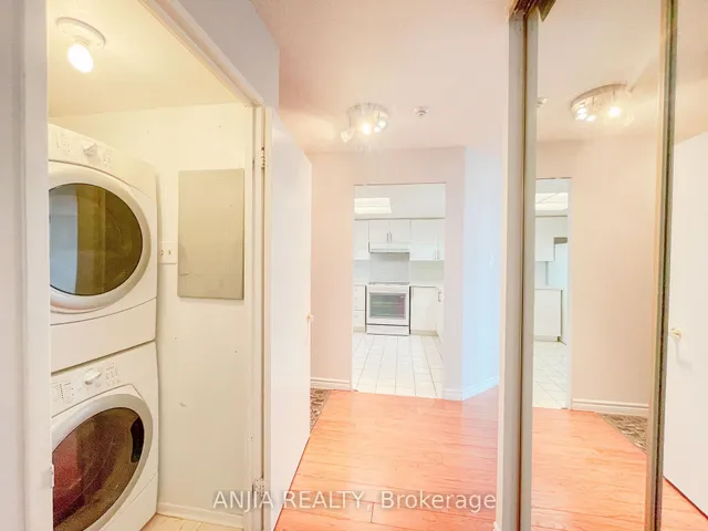 Additional image 12 of 300 Alton Towers Circ Unit 1601