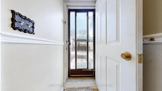 Additional image 23 of 23 Garfield Cres