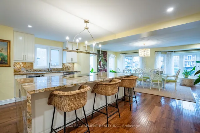 Additional image 11 of 91 Edgewater Dr