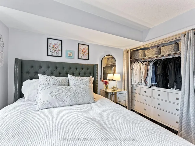 Additional image 32 of 15 Fort York Blvd Unit 1208