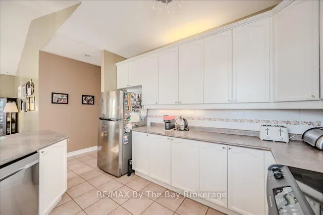 Additional image 12 of 12 Twin Willow Cres