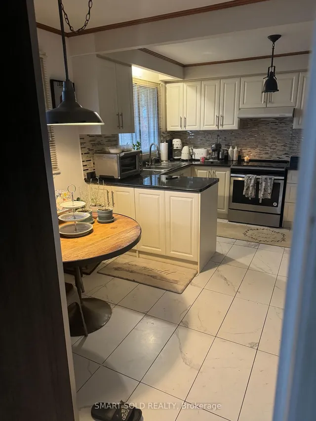 Additional image 16 of 482 Ruth Ave