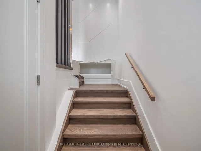 Additional image 10 of 327 Melrose St