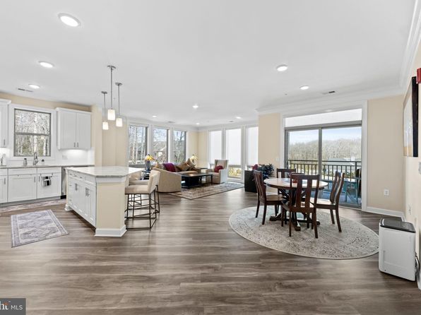 6104 Fairview Farm Dr UNIT 309, Alexandria, VA 22315