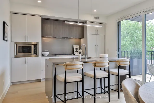 Additional image 7 of 2343 Gerrard St Unit Centre