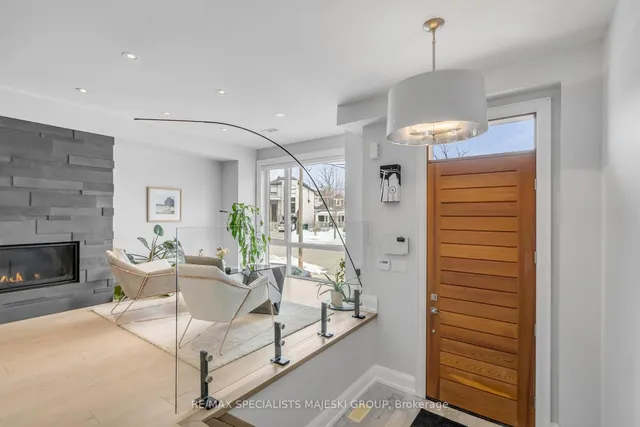 Additional image 3 of 212b Queens Ave