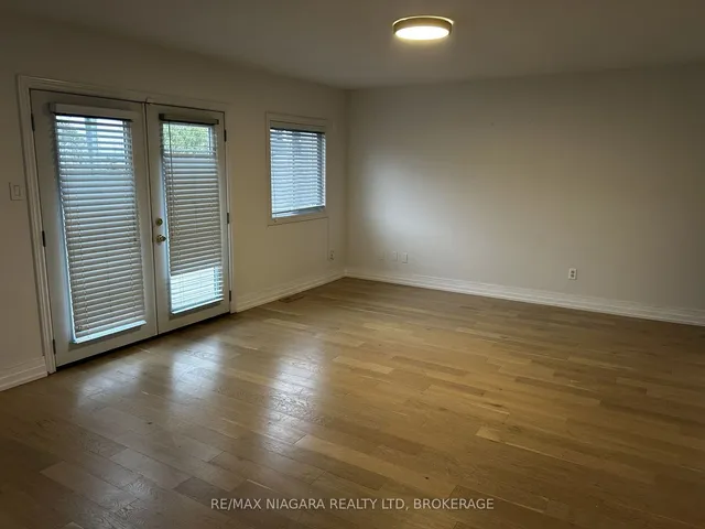 Additional image 6 of 1056 BEACH Blvd