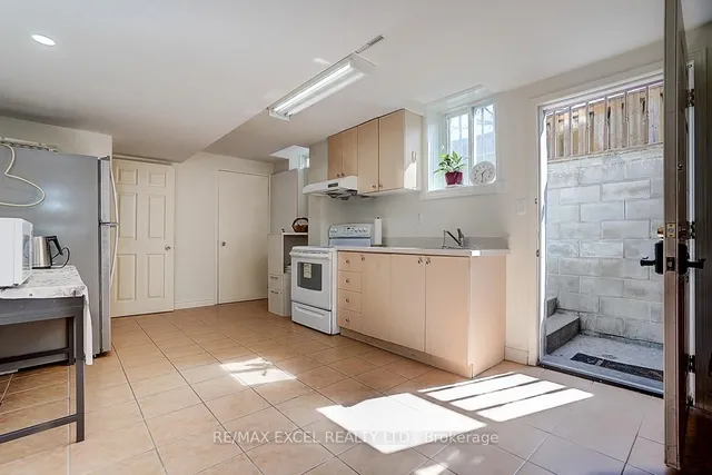 Additional image 41 of 118 Shepton Way