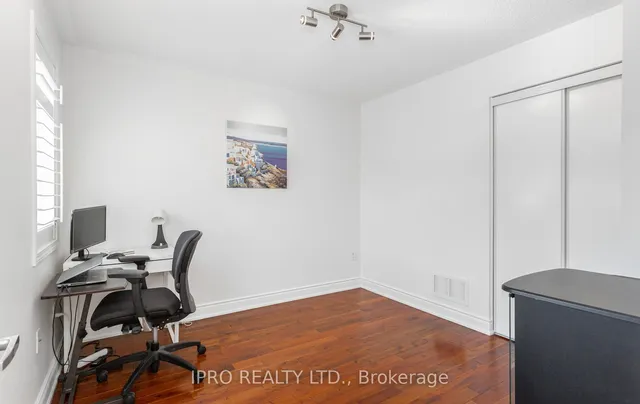 Additional image 34 of 795 Howden Cres