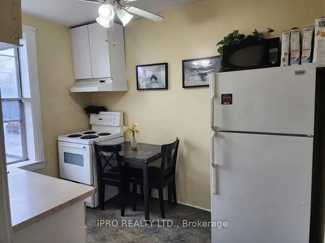 Additional image 22 of 1314 Dupont St