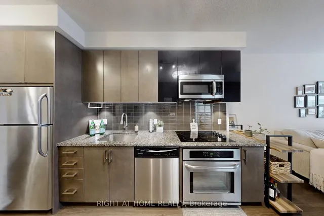 Additional image 8 of 98 Lillian St Unit 622