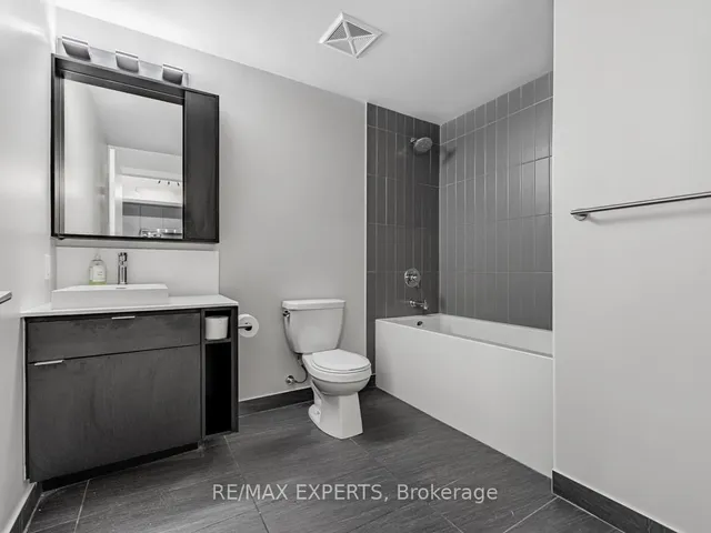 Additional image 20 of 251 Manitoba St Unit 433